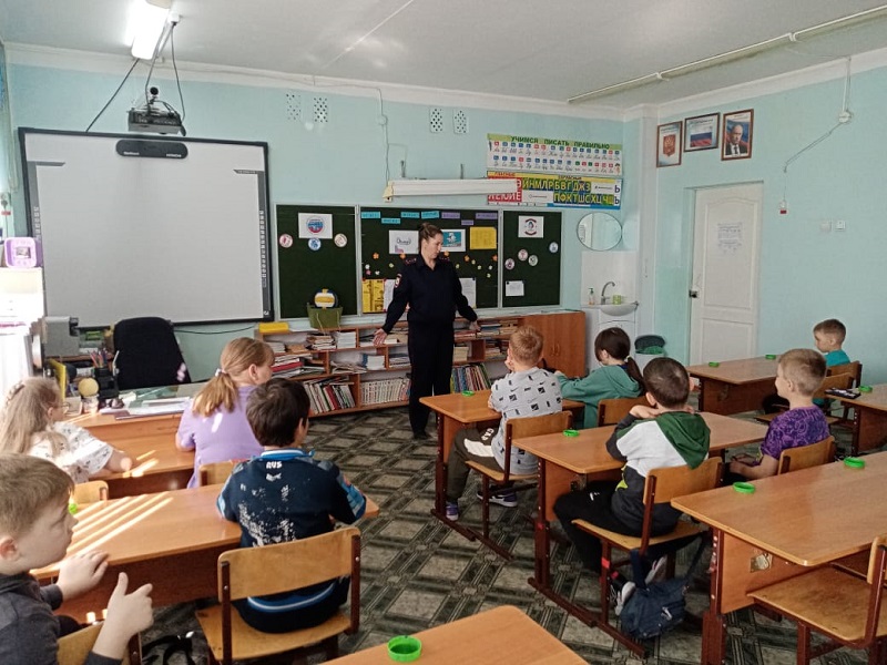 Практические занятия с  инспектором ПДН.