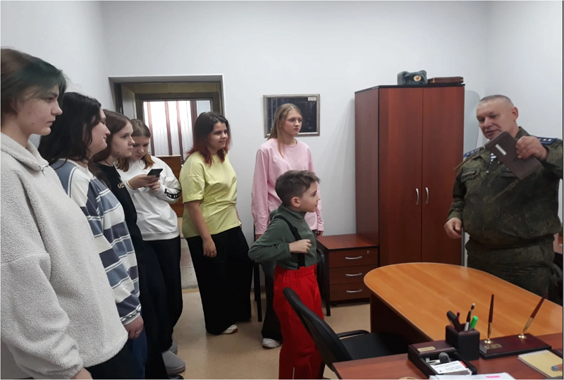 Экскурсия в военный комиссариат.